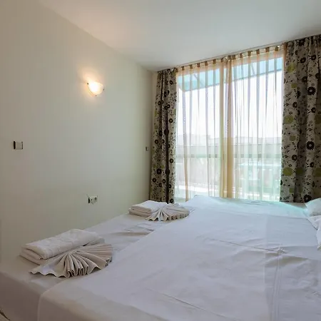 ❤1 Bedroom W Kitchen&pool View ❤cz❤ Апартамент *